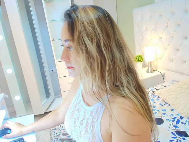 lindacarterr live cam on BongaCams