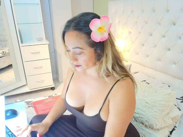 lindacarterr live cam on BongaCams