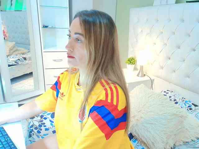 lindacarterr webcam