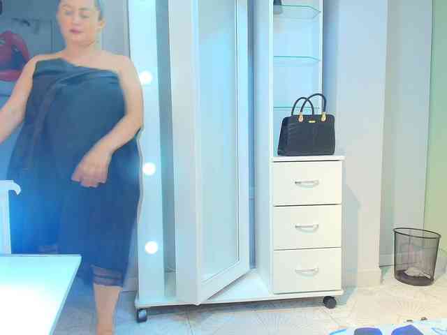 lindacarterr webcam