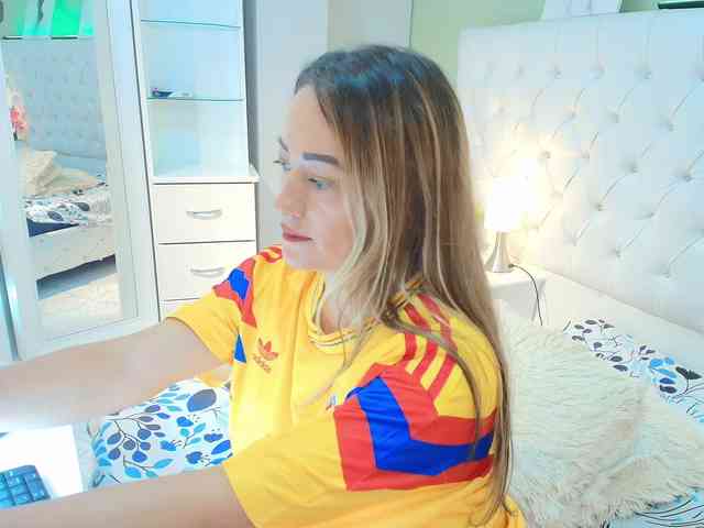 lindacarterr webcam