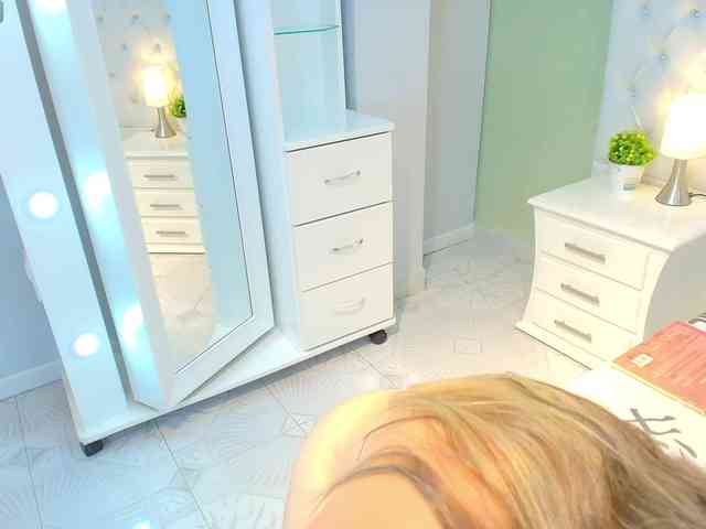 lindacarterr webcam