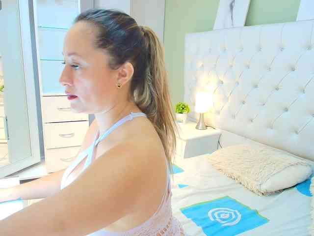 lindacarterr webcam