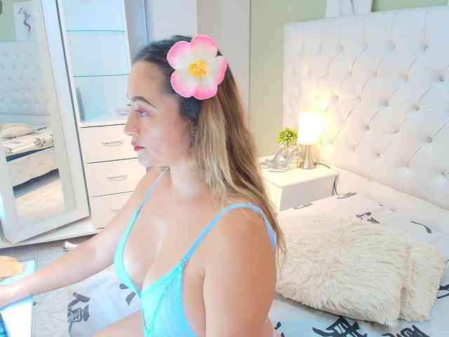 lindacarterr webcam