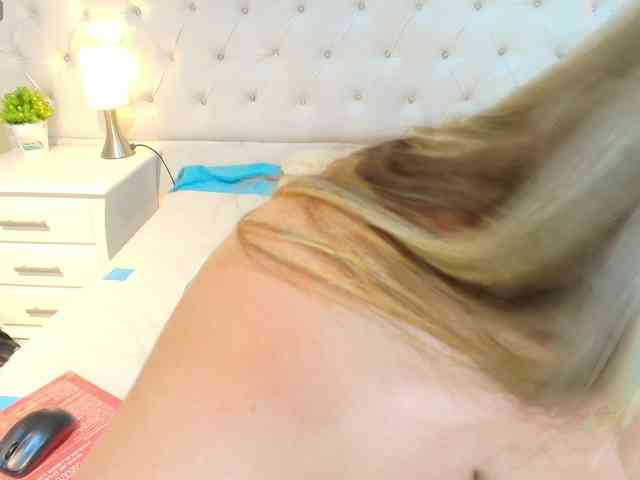 lindacarterr webcam