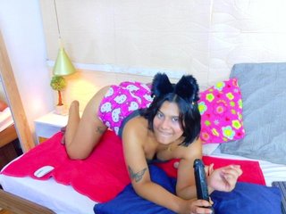 tiny-whore
