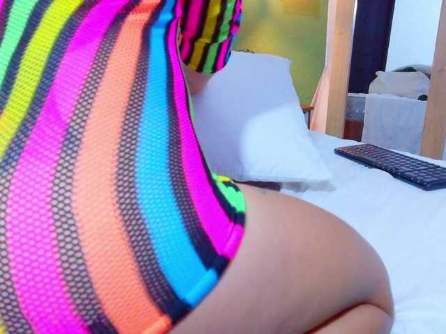 tiny-whore's BongaCams show and profile