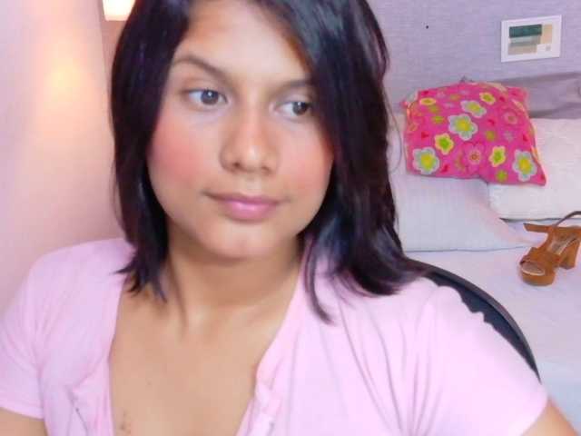 tiny-whore live cam on BongaCams