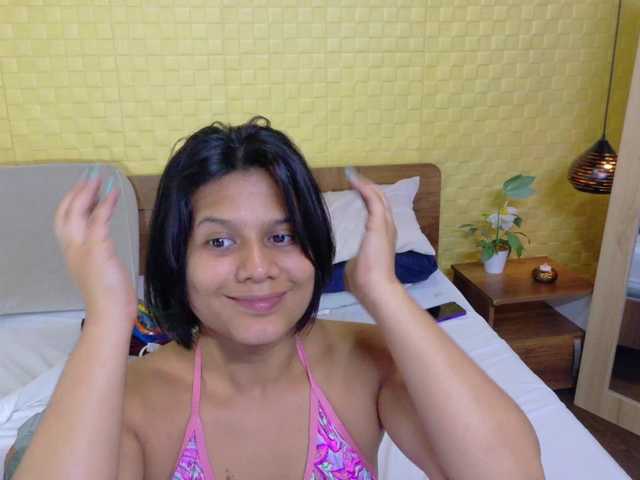 tiny-whore live cam on BongaCams