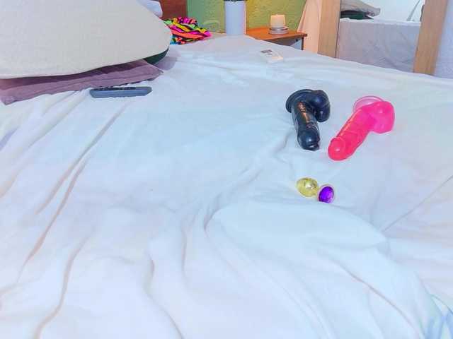 Preview of tiny-whore