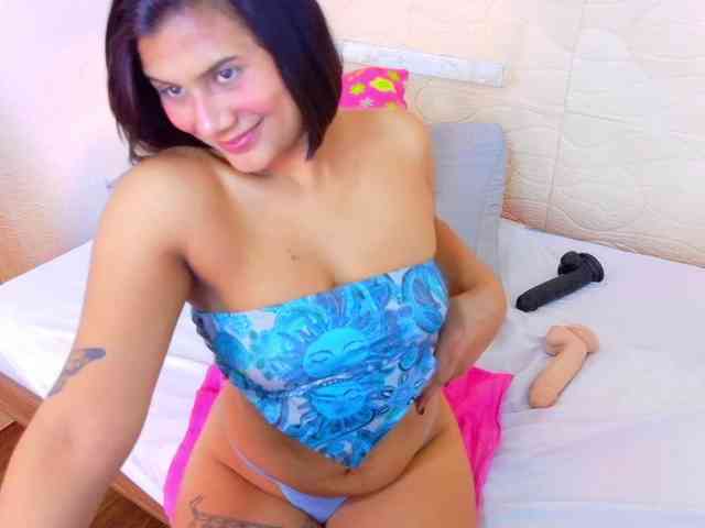 tiny-whore
