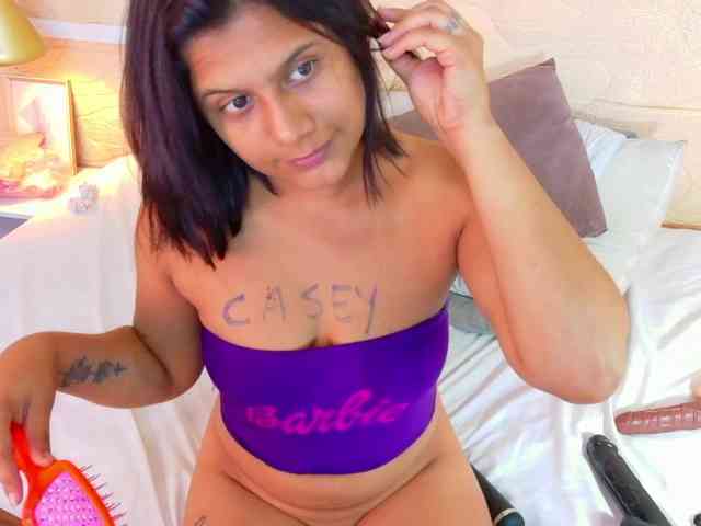 tiny-whore