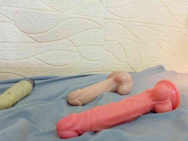 tiny-whore webcam
