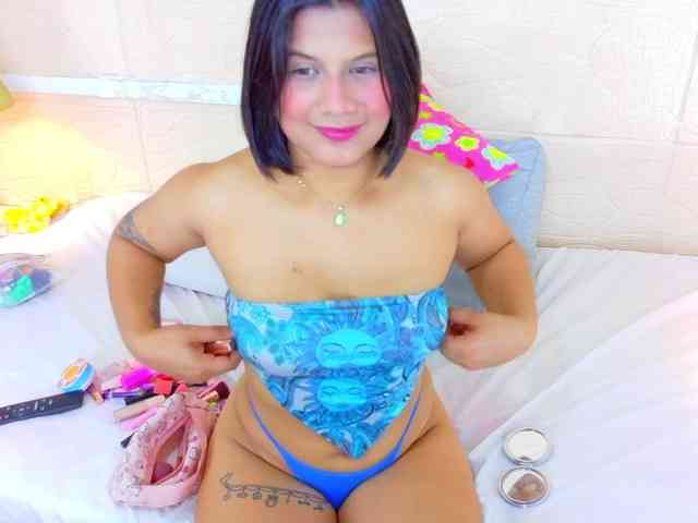 tiny-whore webcam