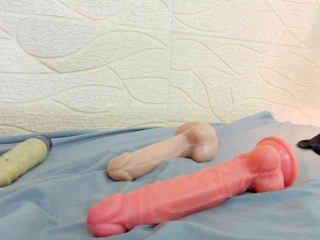 tiny-whore webcam