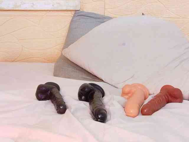 tiny-whore webcam