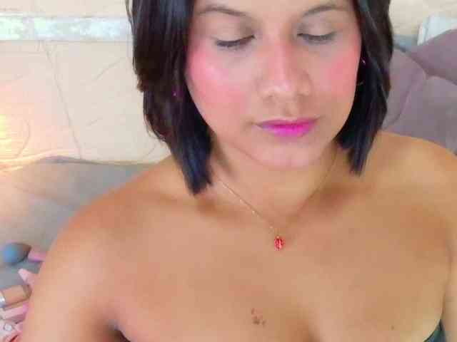 tiny-whore