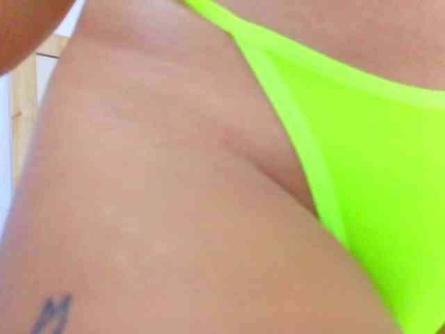 tiny-whore
