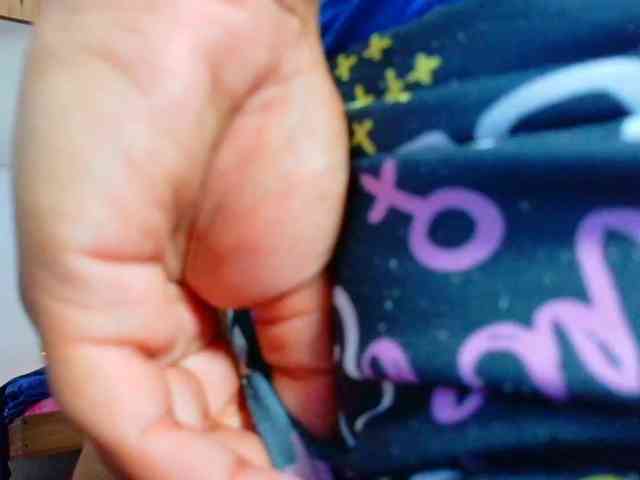 tiny-whore