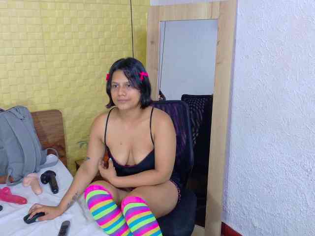 tiny-whore tiny-whore