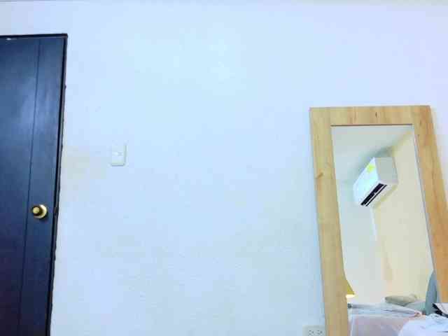 tiny-whore webcam