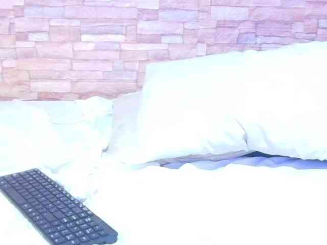 tiny-whore webcam