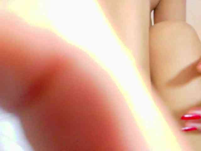 tiny-whore
