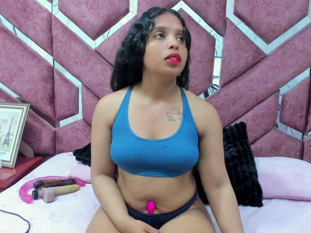 SquirtDirty live cam on BongaCams