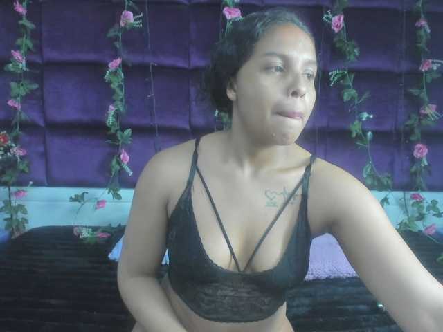 SquirtDirty live cam on BongaCams