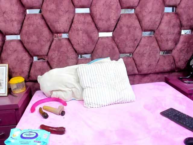 SquirtDirty live cam on BongaCams
