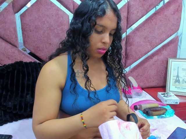 SquirtDirty live cam on BongaCams