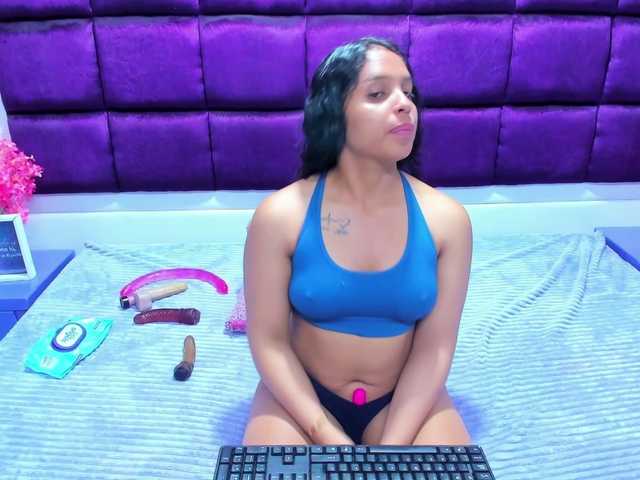 SquirtDirty live cam on BongaCams