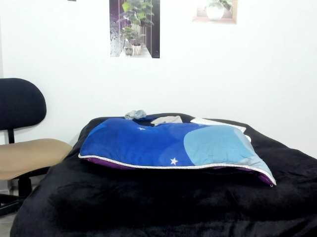 sofie-storm live cam on BongaCams