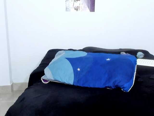 sofie-storm live cam on BongaCams