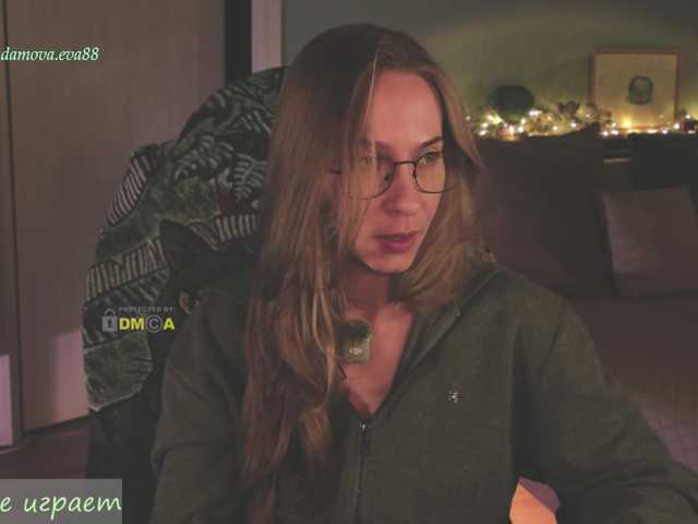 eva-adamova live cam on BongaCams