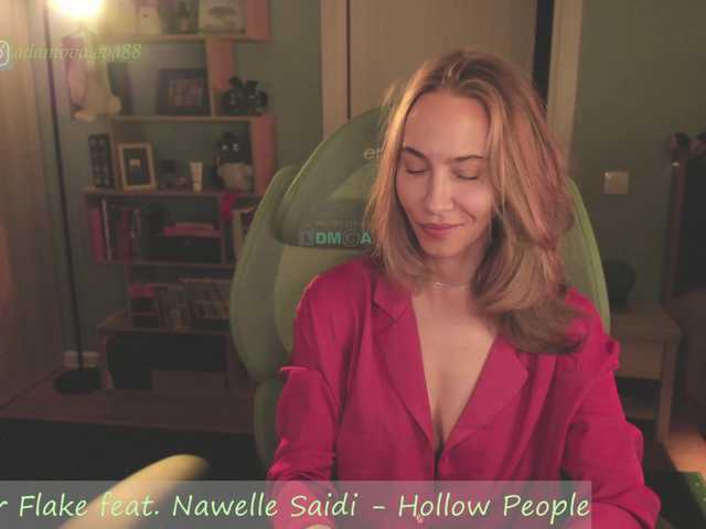 eva-adamova live cam on BongaCams