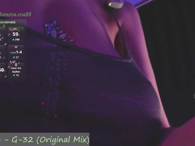 eva-adamova live sex show