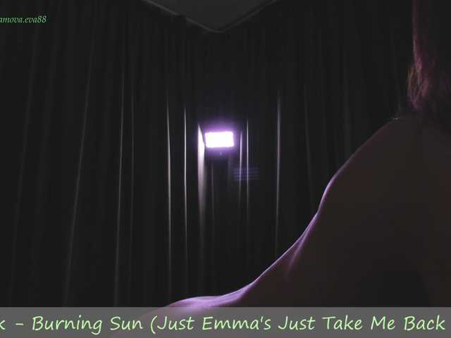 eva-adamova live cam