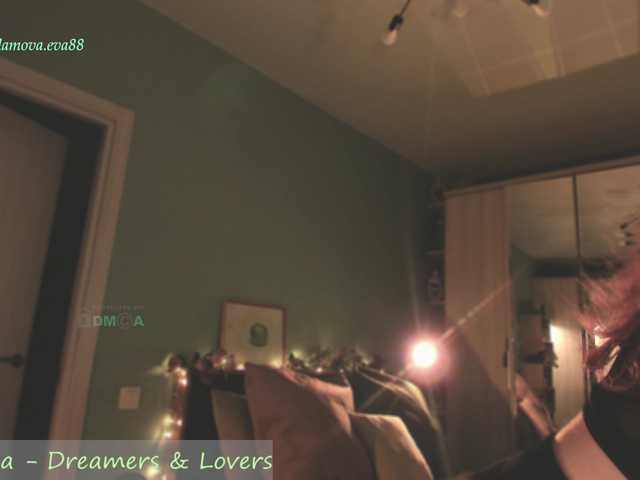 eva-adamova live cam on BongaCams