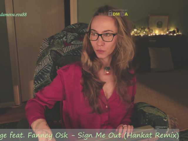 eva-adamova live cam on BongaCams
