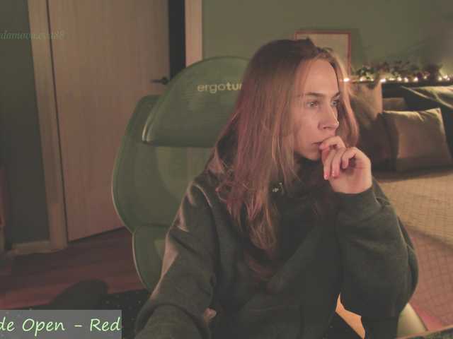 eva-adamova