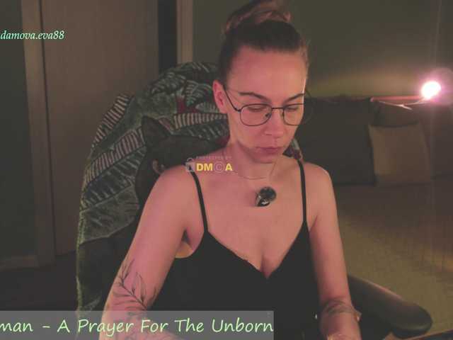 eva-adamova live cam on BongaCams