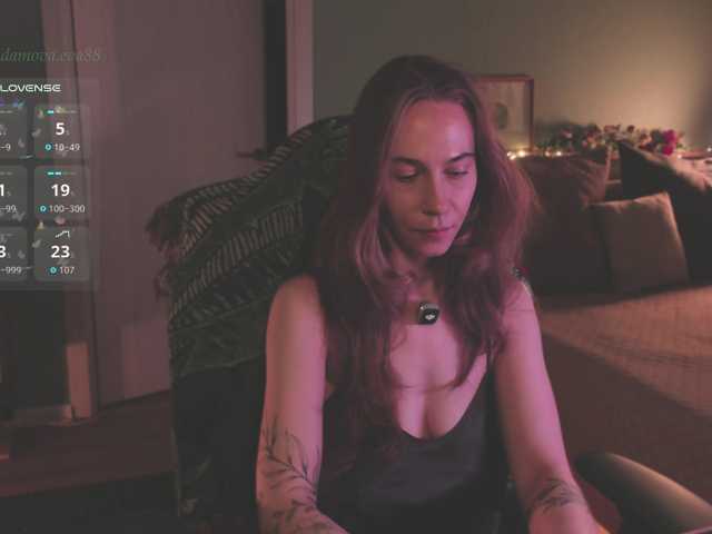 Live трансляция Adamova_Eva - slutnetki.online