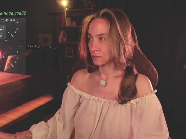 eva-adamova