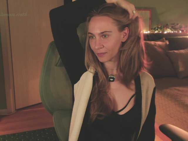 eva-adamova live cam on BongaCams