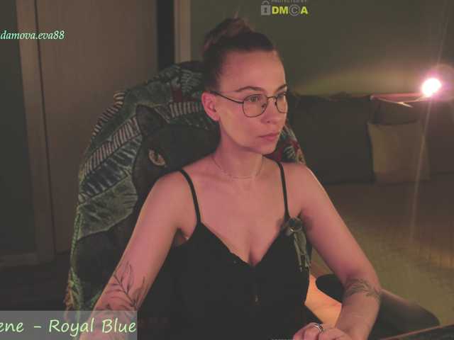 eva-adamova live cam on BongaCams