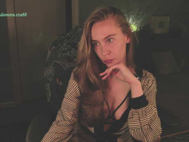 eva-adamova, en vivo ahora en BongaCams