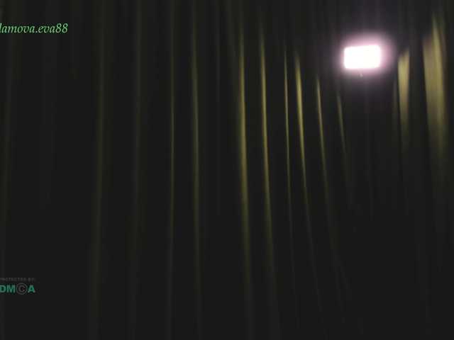 eva-adamova live cam on BongaCams