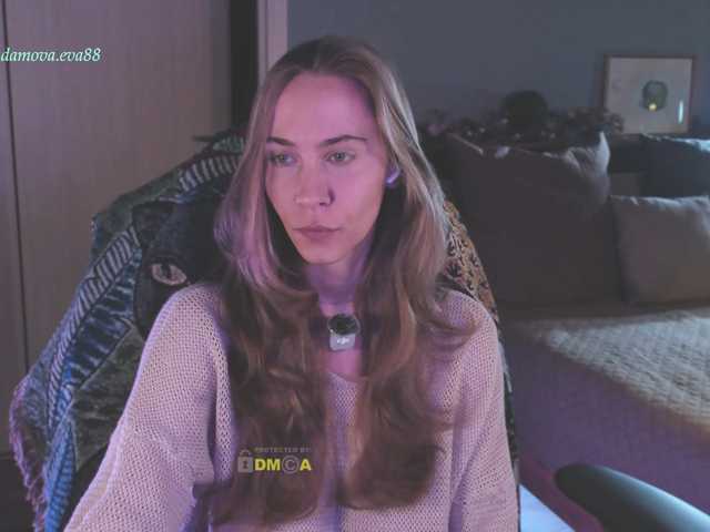eva-adamova live cam on BongaCams
