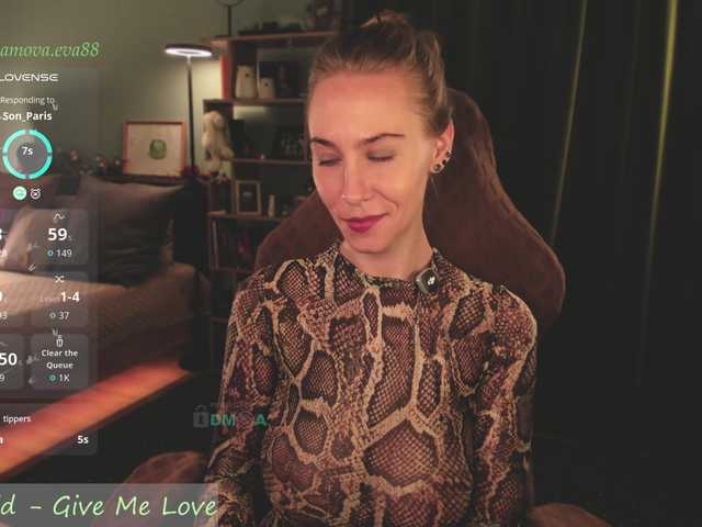 eva-adamova live cam on BongaCams
